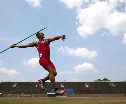轻量化材料助力提升赛车速度，汽车轻量化车身新材料及其应用技术