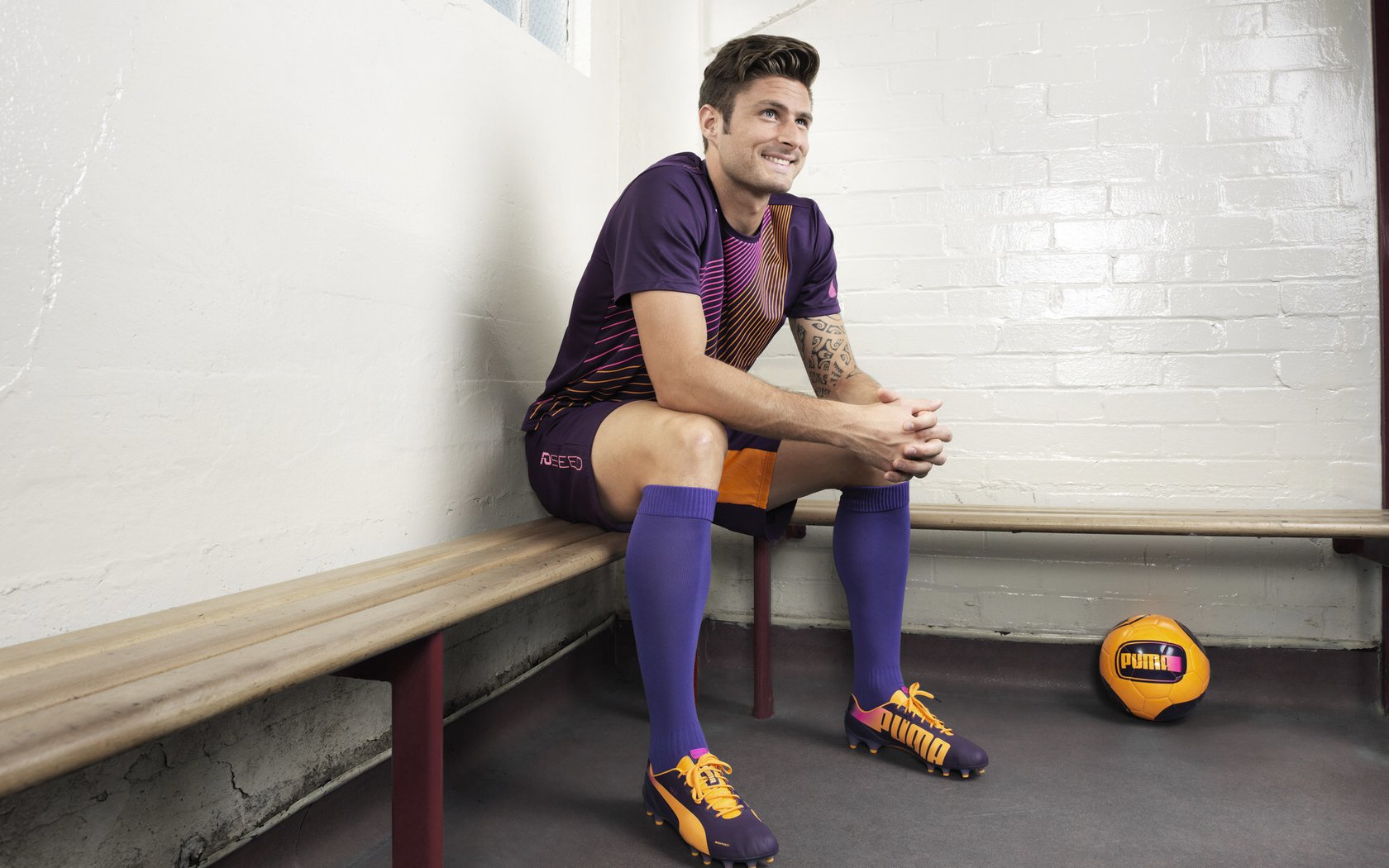 车迷热情：全球F1直播风潮，f1赛车直播全程回放